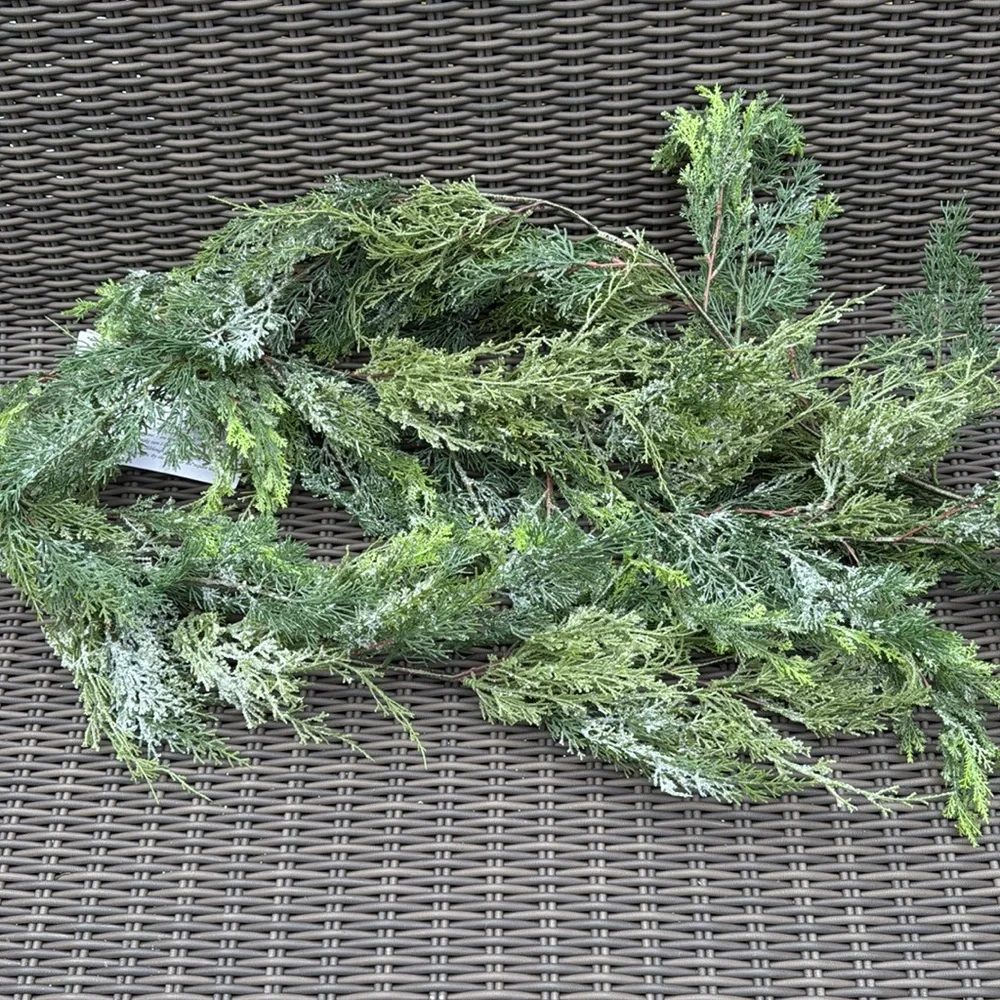Glistening Christmas Slim Garland - 9 ft - NWT